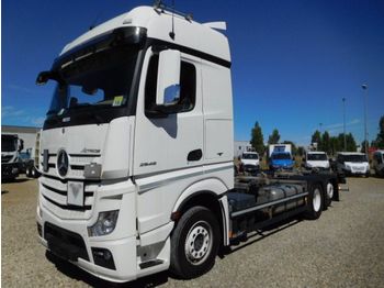Containerwagen/ Wechselfahrgestell LKW Mercedes-Benz ACTROS 25 45: das Bild 1