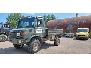 Pritsche LKW Mercedes-Benz Unimog 435: das Bild 1