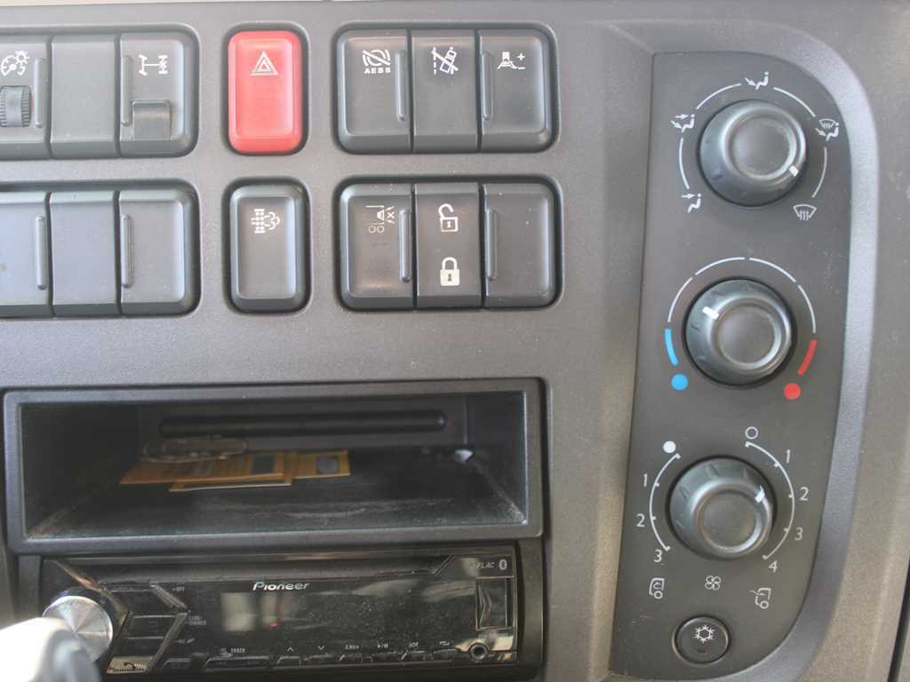 Plane LKW DAF LF 210, EURO 6, SLEEPING BODY