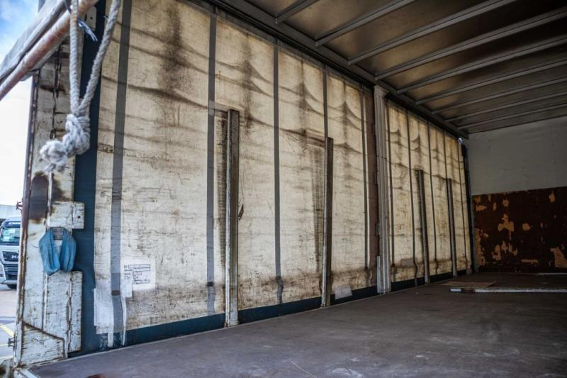 Plane LKW Iveco EUROCARGO 160E25