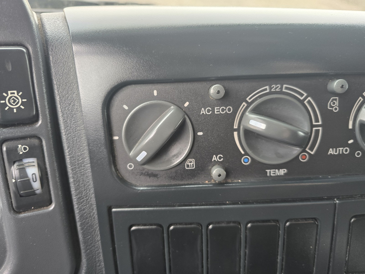 Plane LKW MAN TGL 12.250