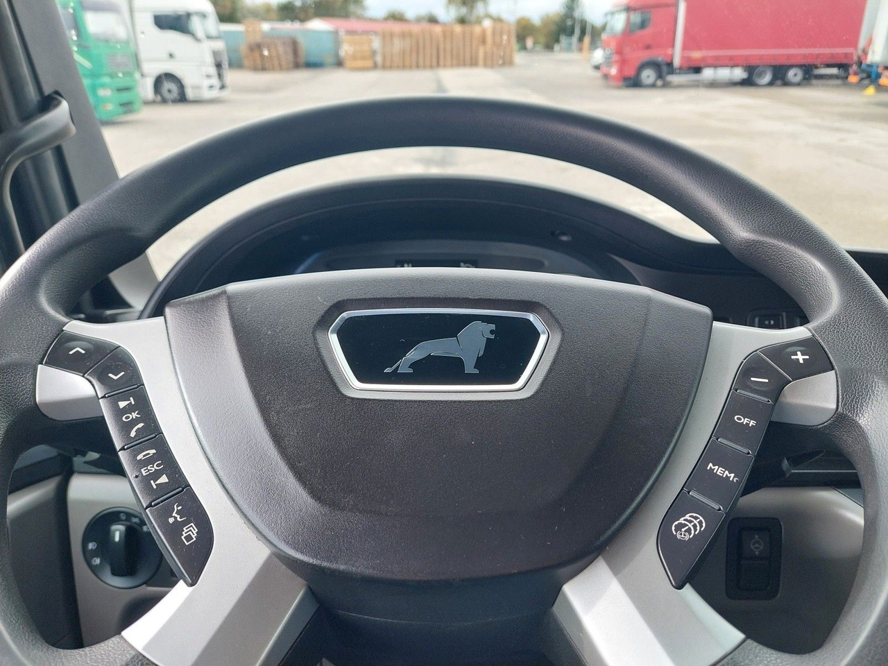 Plane LKW MAN TGL 12.250 BL 4x2