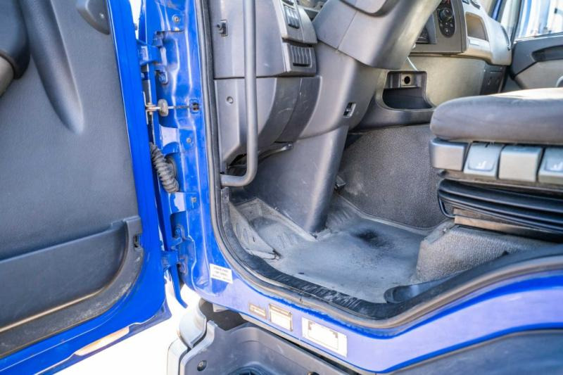 Plane LKW Renault PREMIUM 270 DXI +DHOLLANDIA