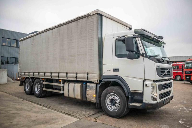 Plane LKW Volvo FM 330+10 pneus/tires-intarder