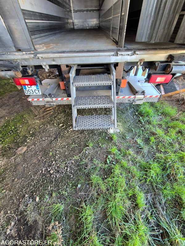 LKW Porteur Volvo frigo