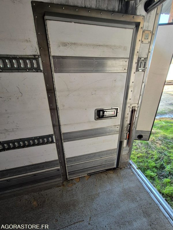 LKW Porteur Volvo frigo