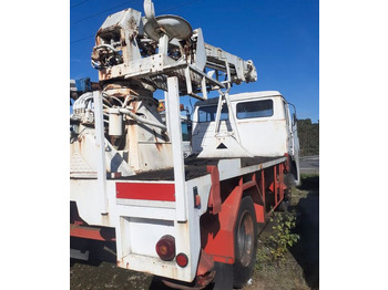 Pritsche LKW  Camion tarieres Plantation Poteaux France Telecom