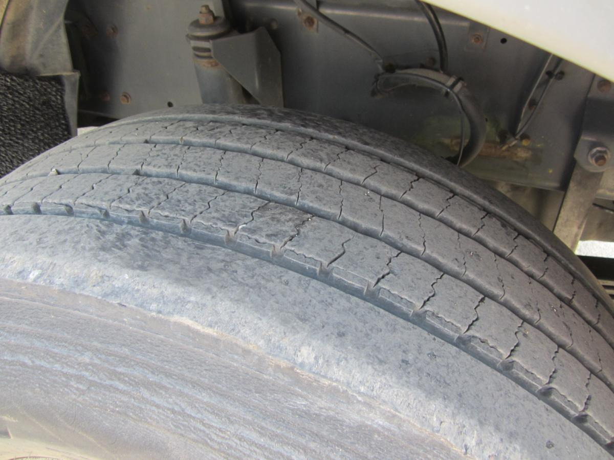 Pritsche LKW DAF XF105 460