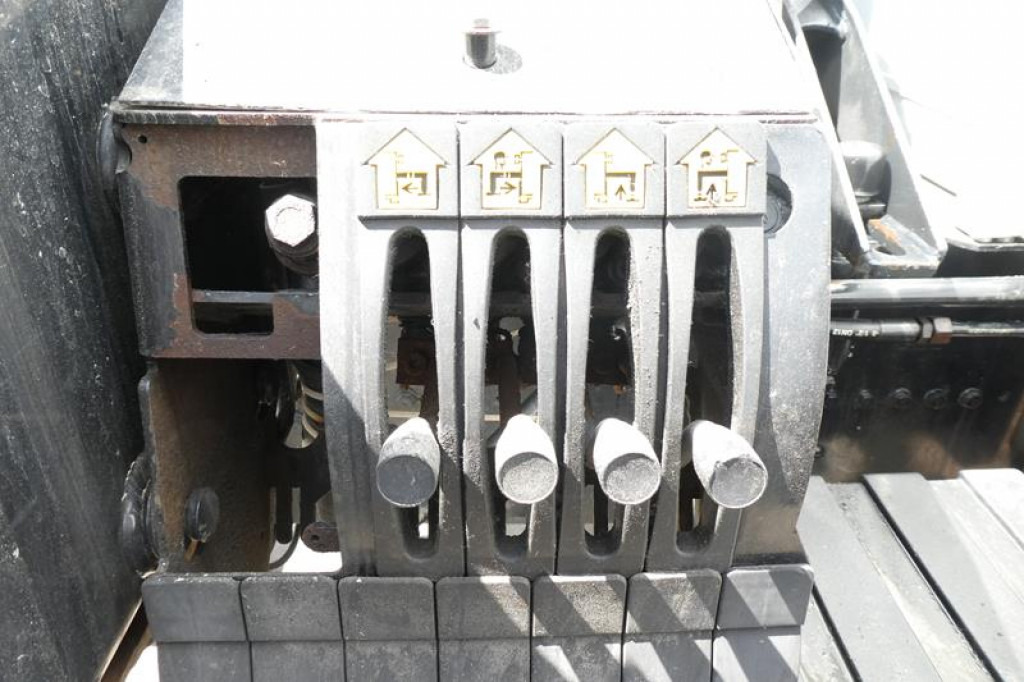 Pritsche LKW MAN TG-S 26.440 6x4 Pritsche Heckkran PK 27002+Funk