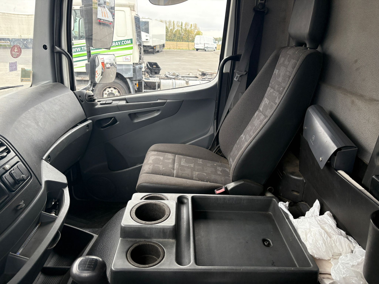 Pritsche LKW Mercedes Axor 2533