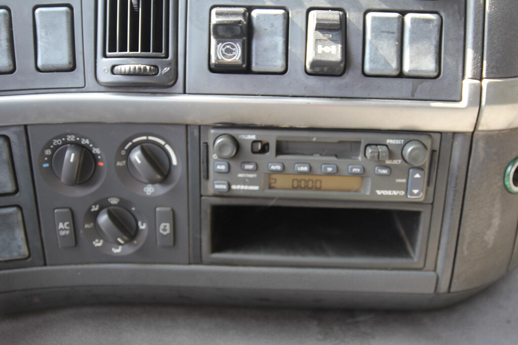 Pritsche LKW Volvo FM  9 260 Schlafkabine Schaltgetriebe LBW L 8,25m