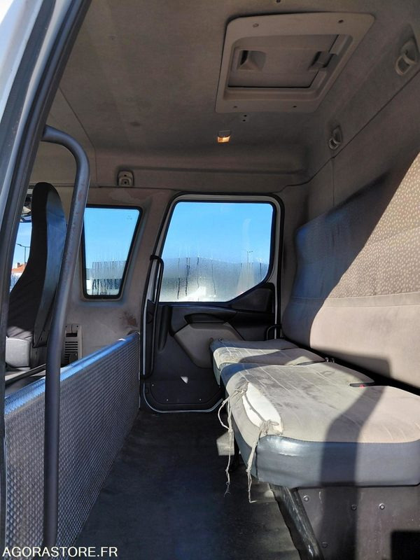 LKW RENAULT midlum 240 - 2009 - 301686 Kms