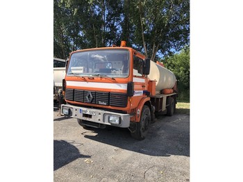 Tankwagen Für die Beförderung von Kraftstoff Renault G 260: das Bild 1