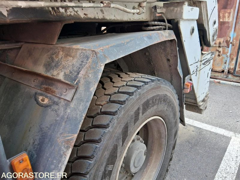 LKW Renault Kerax multi benne à chaine
