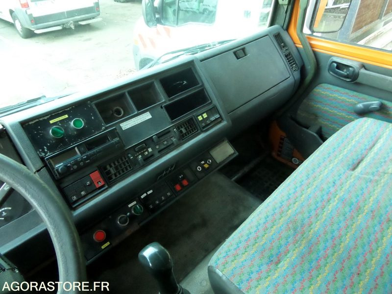 LKW Renault M210 - 1998 - 174000km (BY-623-FQ)