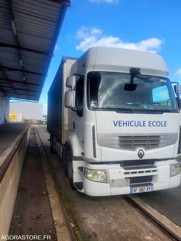 LKW Renault Premium - 2009 - 470000 Kms