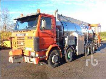 Tankwagen Für die Beförderung von Bitumen SCANIA 113: das Bild 1