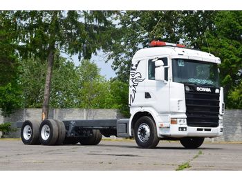 Fahrgestell LKW SCANIA P94 310 6x4 1999 very long chassis: das Bild 1