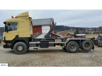 Abrollkipper Scania 124G: das Bild 1