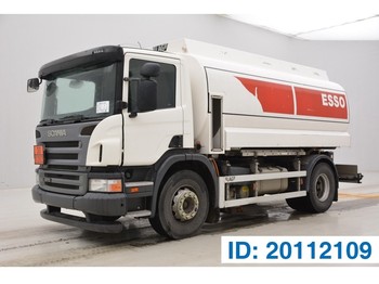 Tankwagen Für die Beförderung von Kraftstoff Scania P270: das Bild 1