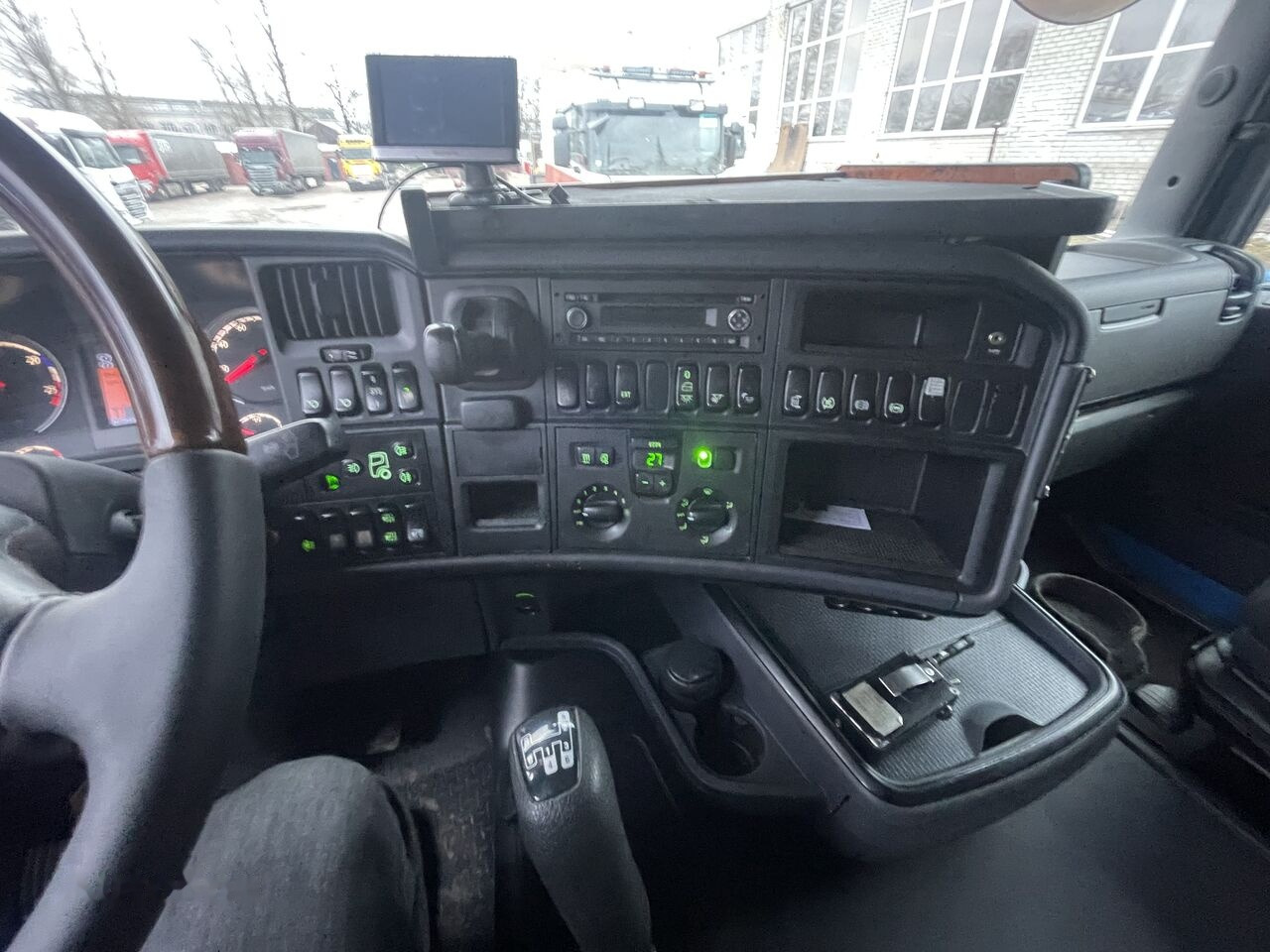 Abrollkipper Scania R500: das Bild 14