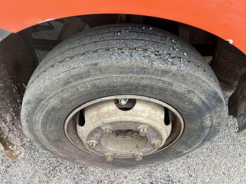 Tankwagen Renault MIDLUM 180 DCI