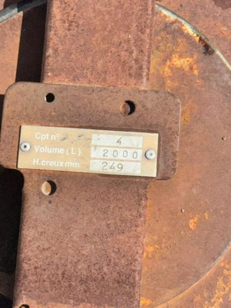 Tankwagen Renault MIDLUM 210 CITERNE MERCERON 11000 L 4 COMPARTIMENTS