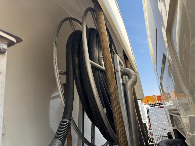 Tankwagen Renault Premium