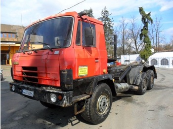 Fahrgestell LKW Tatra 815 6x6.1: das Bild 1