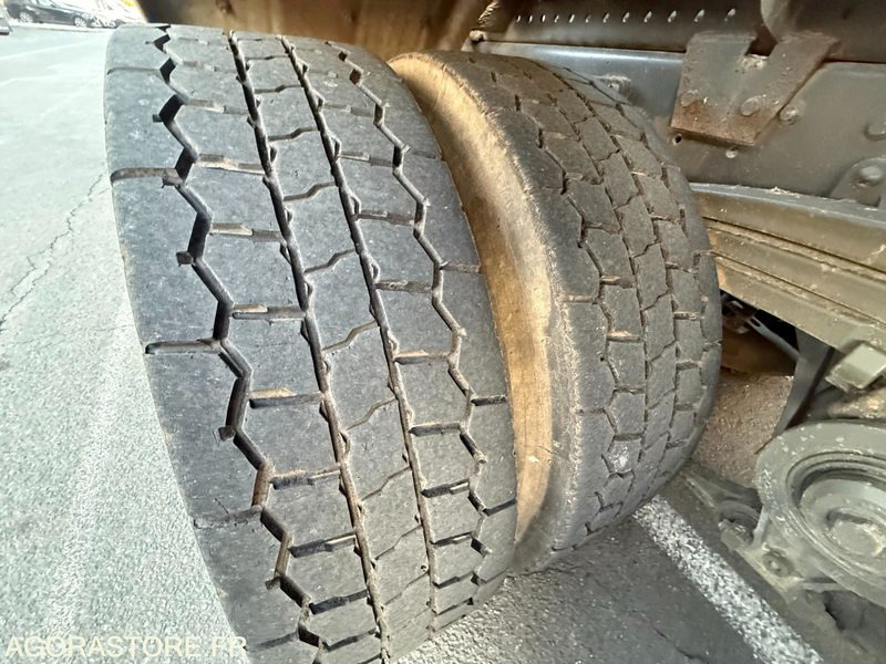 LKW VOLVO FM12 380 - 2004 - 636 982