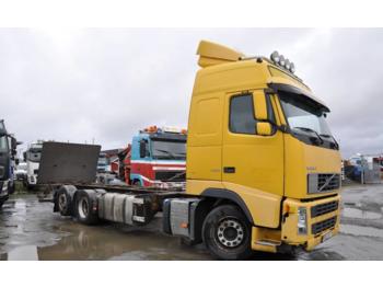 Containerwagen/ Wechselfahrgestell LKW Volvo FH440 6X2: das Bild 1