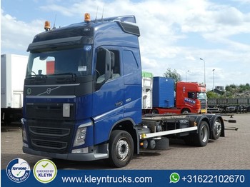 Containerwagen/ Wechselfahrgestell LKW Volvo FH 420 globetrotter 6x2: das Bild 1