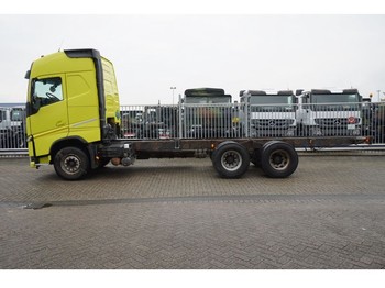 Fahrgestell LKW Volvo FH 460 6X4 Euro 6 CHASSIS MANUAL GEARBOX: das Bild 1