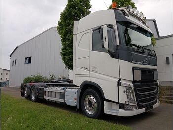 Abrollkipper Volvo FH 540 6x2R Globe HIAB Multilift Vollausstattung: das Bild 1