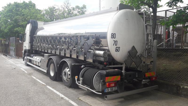 Tankwagen Für die Beförderung von Chemikalien Volvo FM12 450: das Bild 2