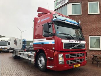 Containerwagen/ Wechselfahrgestell LKW Volvo FM9-300 GLOBETROTTER EURO5 LADEBORDWAND HOLLAND TRUCK: das Bild 1