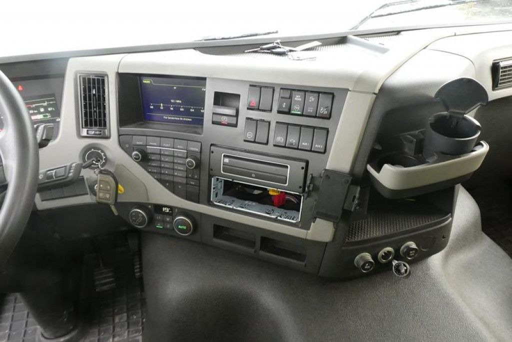 Autokran Volvo FM 450 6x2 Pritsche Heckkran 5xhydr.Ausschub, Fu: das Bild 9