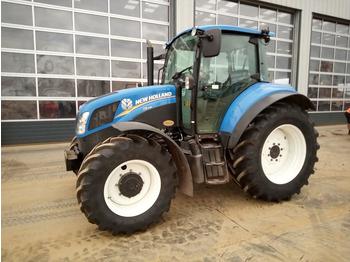 Traktor 2014 New Holland T5.105: das Bild 1