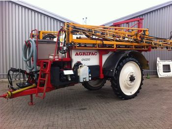  AGRIFAC GN 3200 33 METER BOUWJ 2002 - Anhängespritze