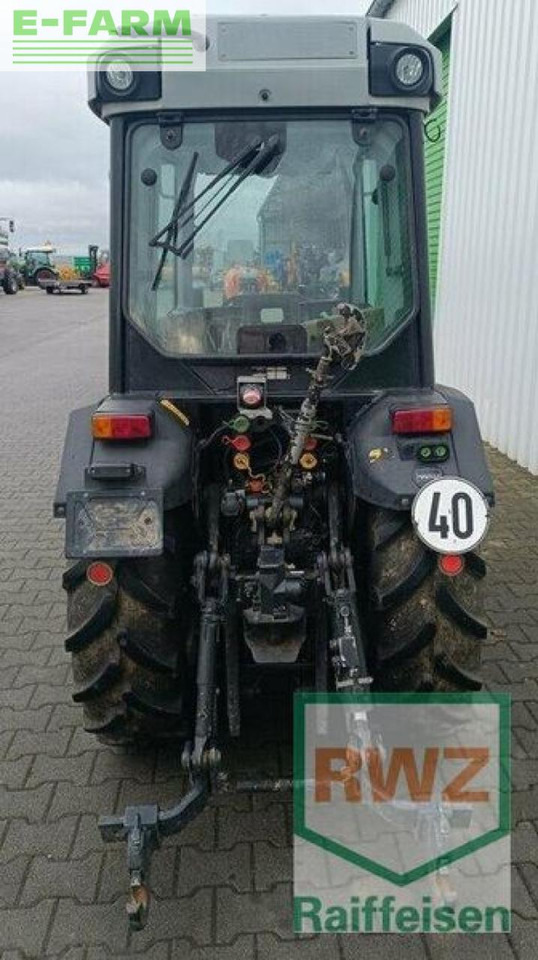 Traktor Deutz-Fahr agroplus 410: das Bild 9