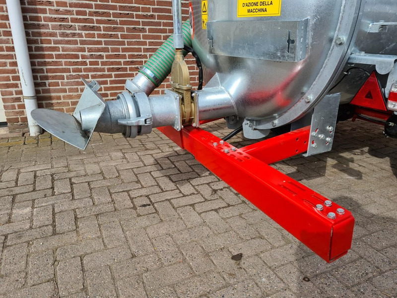 Dungstreuer Vaia waterwagen MB32