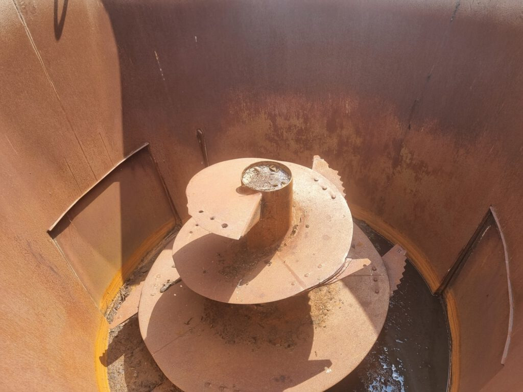 Futtermischwagen FRASTO Tornado feedwagon 12 m3