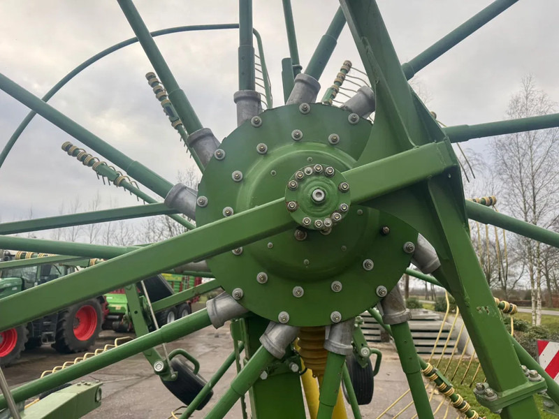 Heuwender/ Wenderechen Krone Krone Swadro 1400 plus 4 rotorhark zwiller
