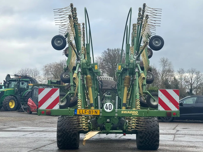 Heuwender/ Wenderechen Krone Krone Swadro 1400 plus 4 rotorhark zwiller