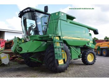 Mähdrescher JOHN DEERE 9560 i WTS: das Bild 1