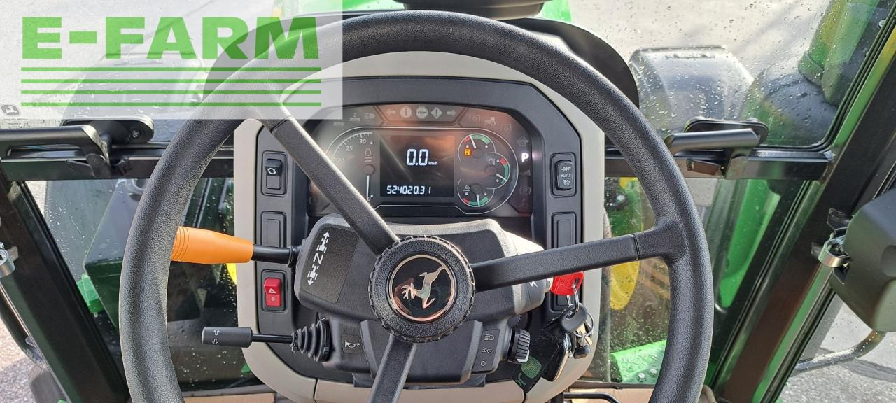 Traktor John Deere 5090M: das Bild 17