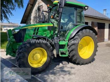 Traktor John Deere 5090 r: das Bild 1