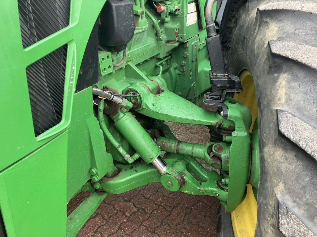 Traktor John Deere 8320R: das Bild 23