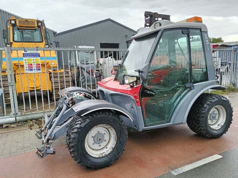Landwirtschaftlicher Anhänger Aebi TT280 werktuigdrager maaier laag zwaartepunt