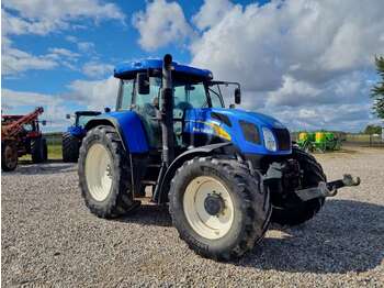 Traktor New Holland T7550: das Bild 1